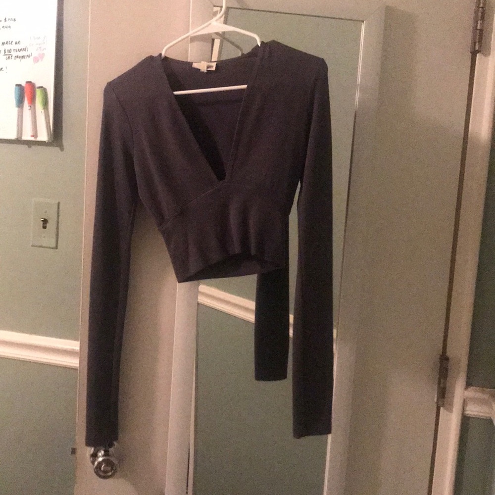 Aritzia crop top